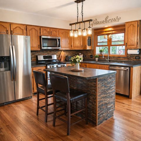 10506 Arabian Trail, Woodstock, IL 60098
