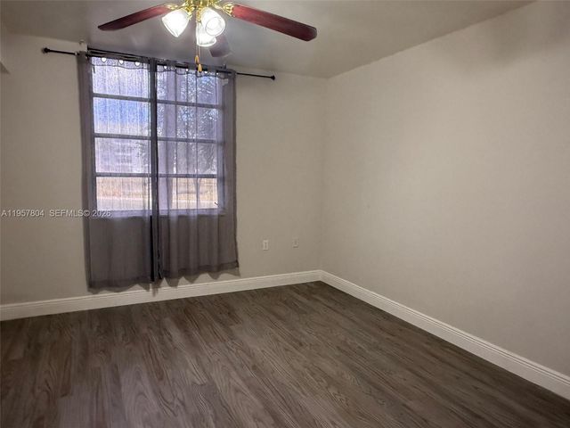 1705 Whitehall Dr 102, Davie, FL 33324