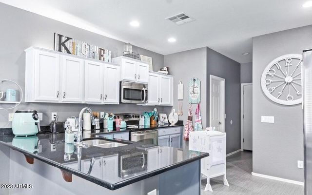 36840 W Oliveto Avenue, Maricopa, AZ 85138