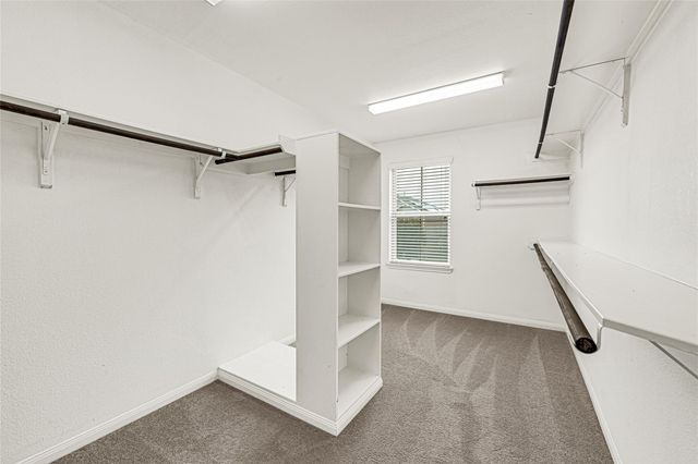 1933 Howth Avenue, Houston, TX 77051