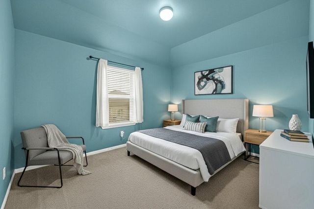 1933 Howth Avenue, Houston, TX 77051