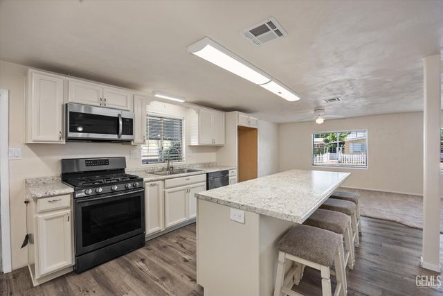 605 46th Street, Bakersfield, CA 93301