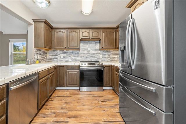 2967 DOUGHCHEE AVENUE, North Pole, AK 99705