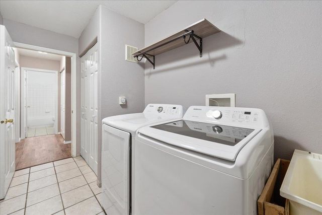 2967 DOUGHCHEE AVENUE, North Pole, AK 99705