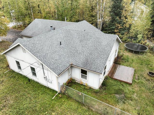 2967 DOUGHCHEE AVENUE, North Pole, AK 99705