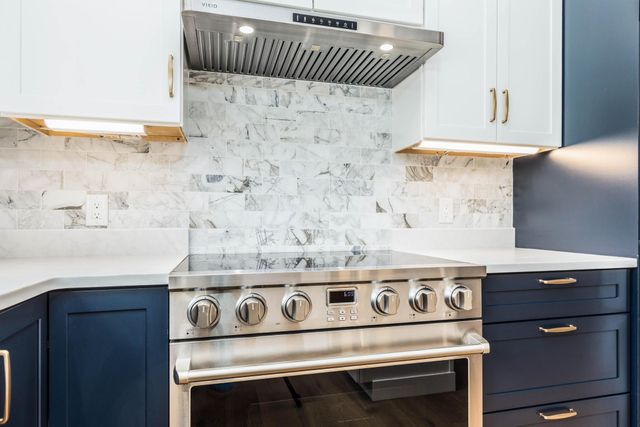 3 Cemetery Road, Greenland, NH 03840