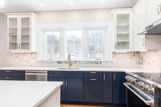 3 Cemetery Road, Greenland, NH 03840