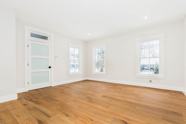 3 Cemetery Road, Greenland, NH 03840