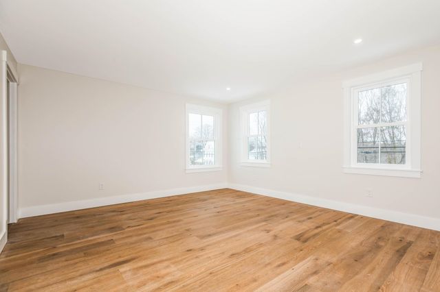 3 Cemetery Road, Greenland, NH 03840