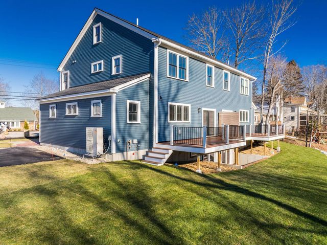 3 Cemetery Road, Greenland, NH 03840