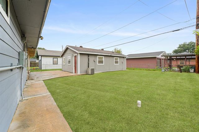 11301 O Donnell Drive, Houston, TX 77076