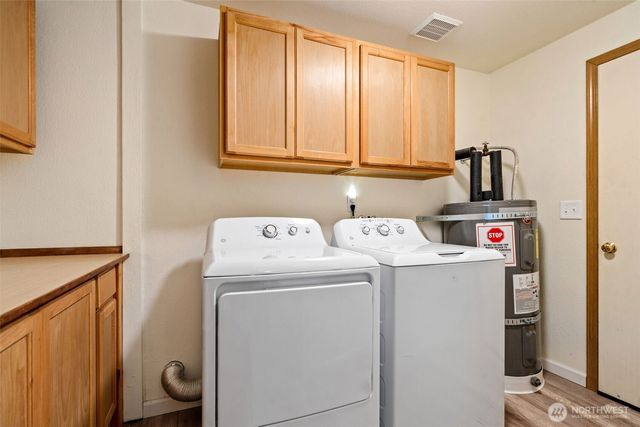 681 E Oak Park Way, Shelton, WA 98584