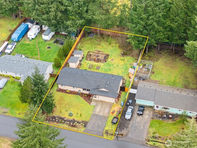 681 E Oak Park Way, Shelton, WA 98584