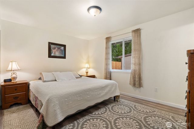 681 E Oak Park Way, Shelton, WA 98584