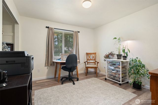 681 E Oak Park Way, Shelton, WA 98584