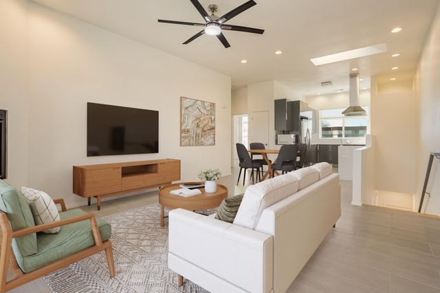 4224 Vida Verde Lane NE, Albuquerque, NM 87109