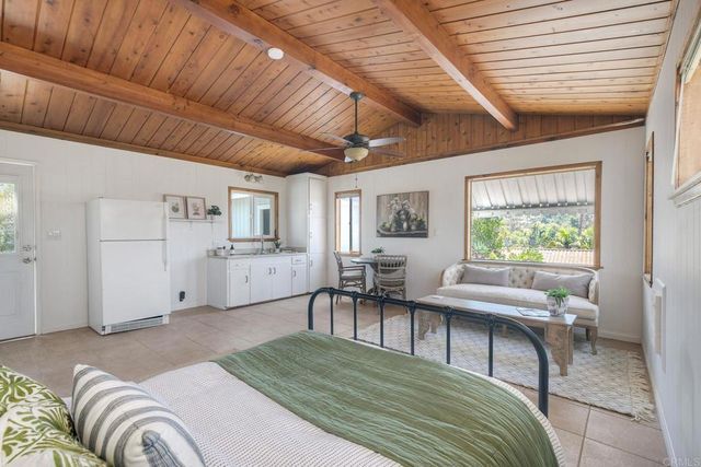 1643 Mesa Verde Dr., Vista, CA 92084