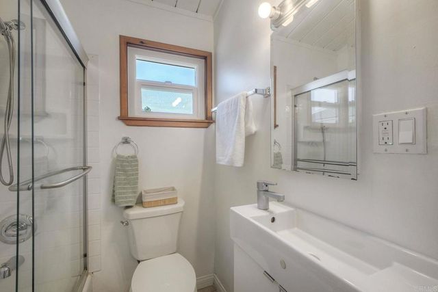 1643 Mesa Verde Dr., Vista, CA 92084