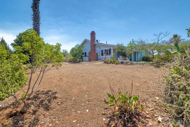 1643 Mesa Verde Dr., Vista, CA 92084