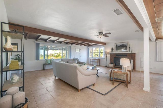 1643 Mesa Verde Dr., Vista, CA 92084