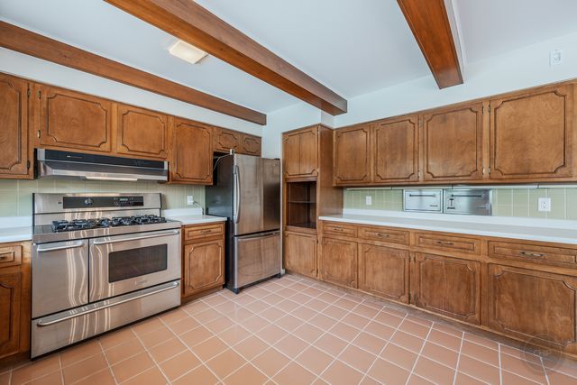 15600 Griswold Springs Road, Plano, IL 60545