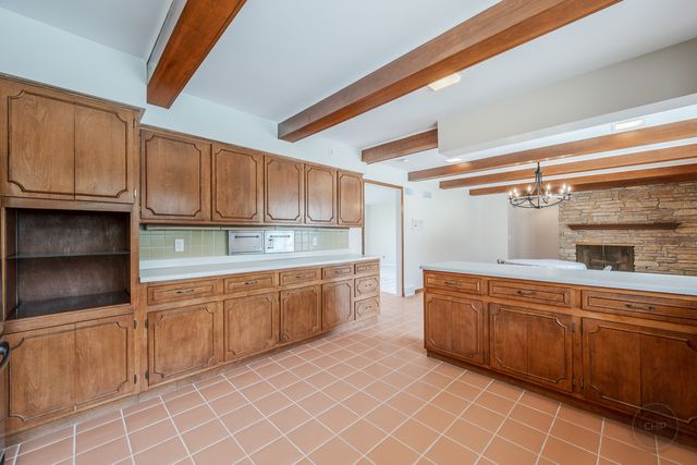 15600 Griswold Springs Road, Plano, IL 60545