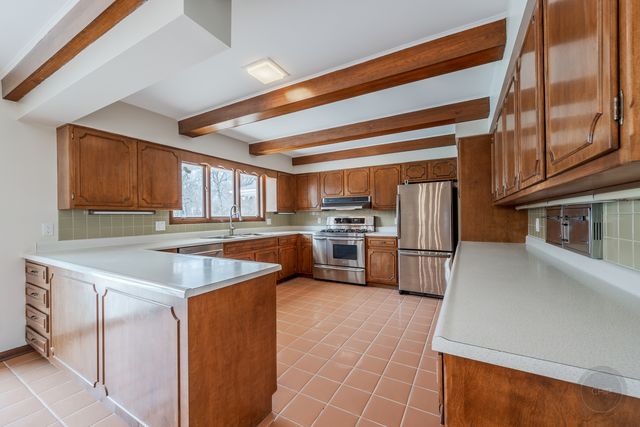 15600 Griswold Springs Road, Plano, IL 60545