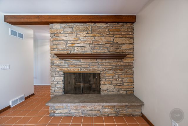 15600 Griswold Springs Road, Plano, IL 60545