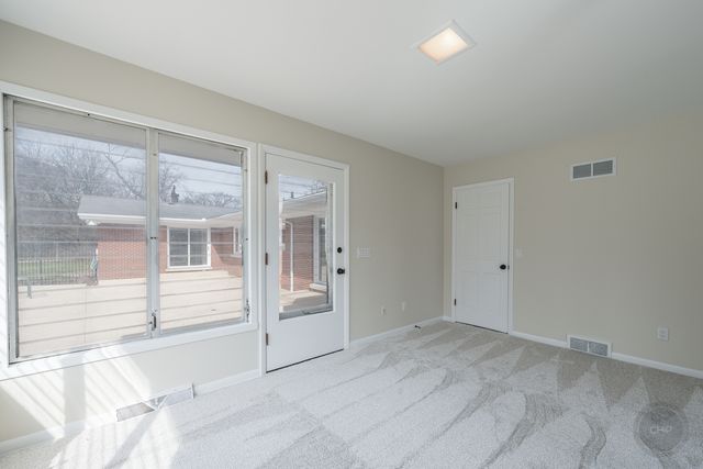 15600 Griswold Springs Road, Plano, IL 60545