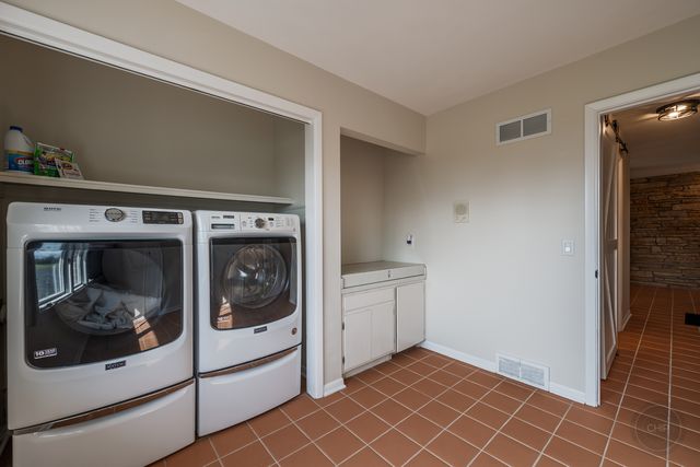 15600 Griswold Springs Road, Plano, IL 60545