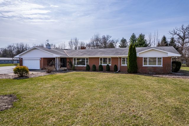 15600 Griswold Springs Road, Plano, IL 60545