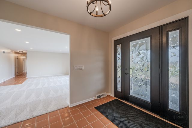 15600 Griswold Springs Road, Plano, IL 60545