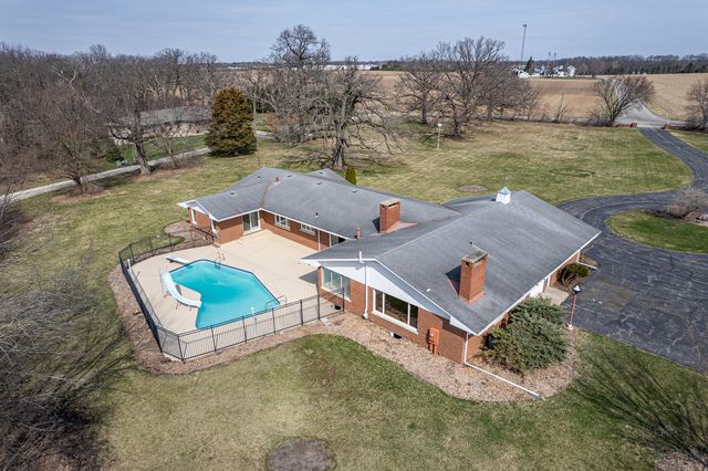 15600 Griswold Springs Road, Plano, IL 60545