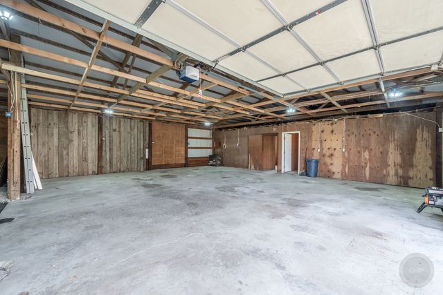 15600 Griswold Springs Road, Plano, IL 60545