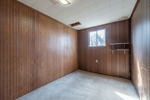 15600 Griswold Springs Road, Plano, IL 60545