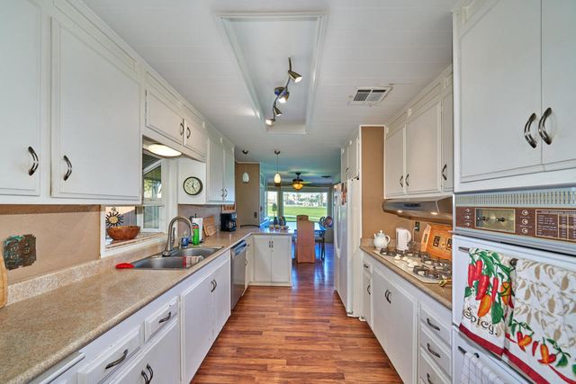 32886 Saint Andrews Drive, Thousand Palms, CA 92276