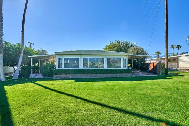 32886 Saint Andrews Drive, Thousand Palms, CA 92276