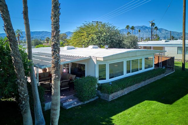 32886 Saint Andrews Drive, Thousand Palms, CA 92276