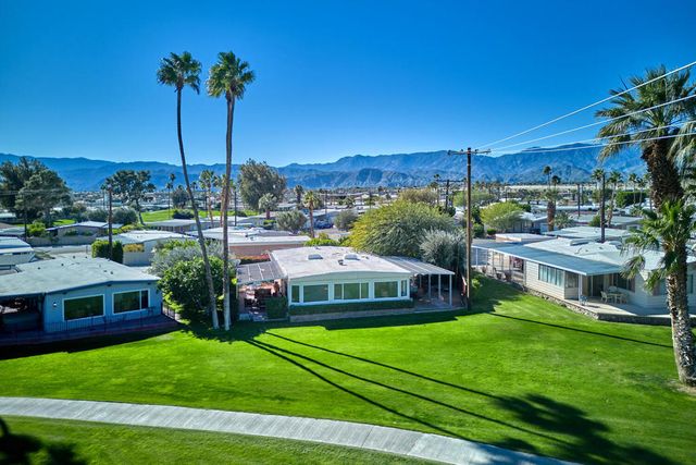 32886 Saint Andrews Drive, Thousand Palms, CA 92276