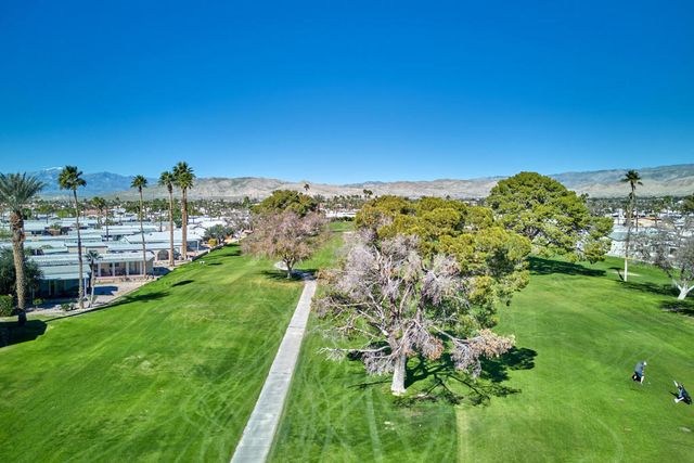 32886 Saint Andrews Drive, Thousand Palms, CA 92276