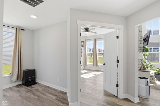 8415 Hidden Meadow Pass, Mccordsville, IN 46055