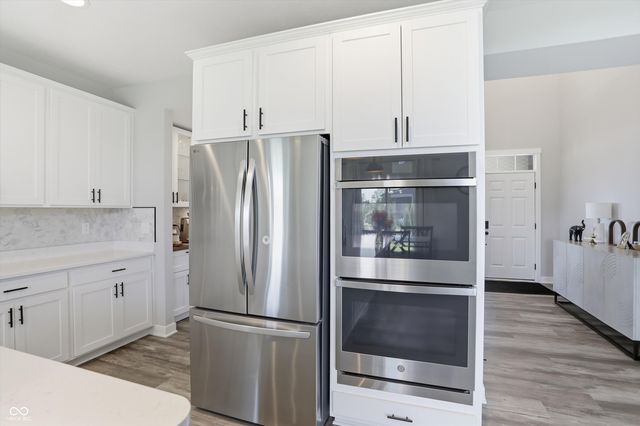 8415 Hidden Meadow Pass, Mccordsville, IN 46055