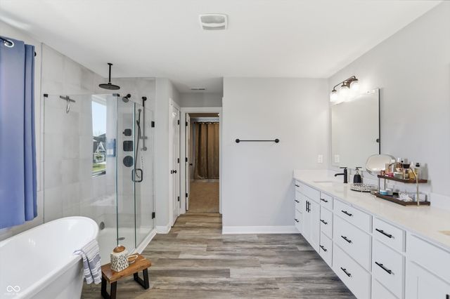 8415 Hidden Meadow Pass, Mccordsville, IN 46055