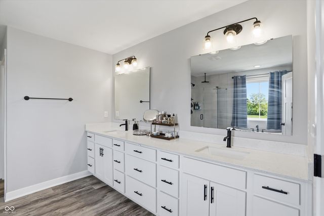8415 Hidden Meadow Pass, Mccordsville, IN 46055