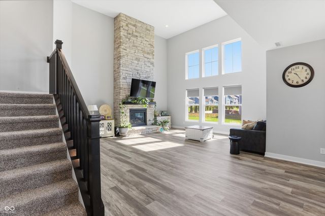 8415 Hidden Meadow Pass, Mccordsville, IN 46055