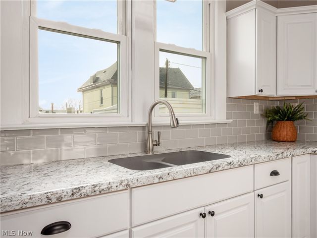 618 Locust Avenue, Zanesville, OH 43701