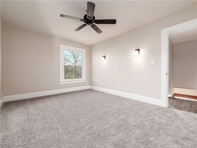 618 Locust Avenue, Zanesville, OH 43701