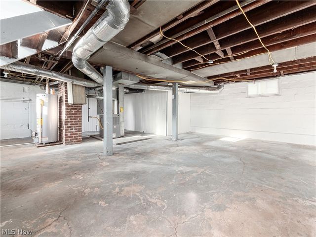 618 Locust Avenue, Zanesville, OH 43701