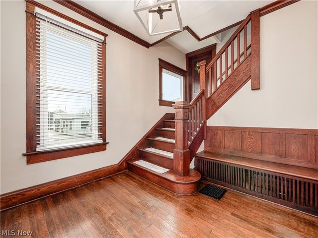 618 Locust Avenue, Zanesville, OH 43701