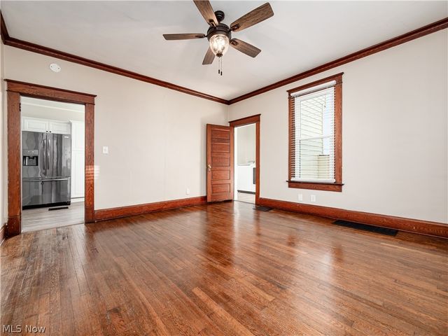 618 Locust Avenue, Zanesville, OH 43701